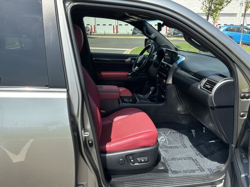 Used 2022 Lexus GX 460 Premium w/ Premium Package AWD/4WD image 33