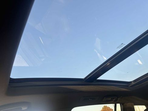 Certified 2024 Cadillac XT6 Sport w/ LPO, Floor Liner Package image 19