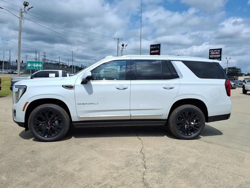 New 2026 GMC Yukon Denali w/ Denali Reserve Package AWD/4WD image 4