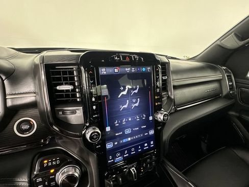 Used 2022 RAM 1500 Limited AWD/4WD image 19