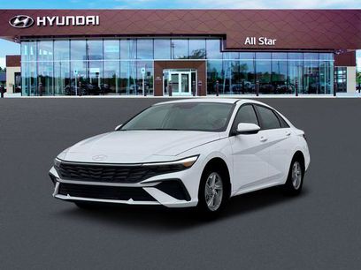 New 2026 Hyundai Elantra SE
