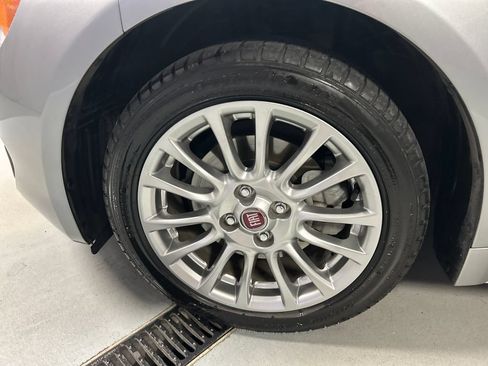 Used 2017 FIAT 124 Spider Classica RWD image 9