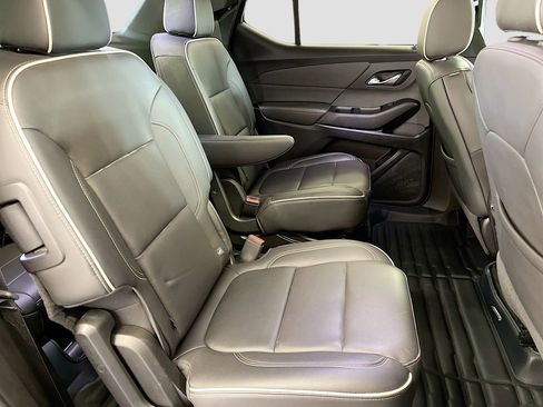 Used 2023 Chevrolet Traverse Premier AWD/4WD image 30