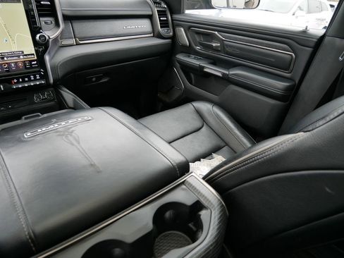 Used 2019 RAM 1500 Limited image 43