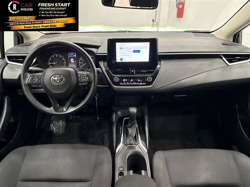 Used 2023 Toyota Corolla LE image 48