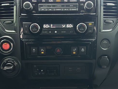 Used 2021 Nissan Titan PRO-4X w/ Pro-4x Convenience Package image 31