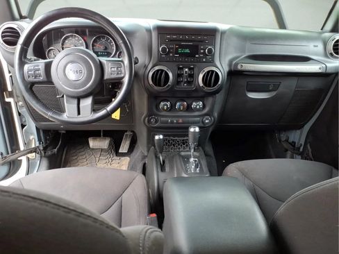 Used 2015 Jeep Wrangler Unlimited Sport w/ Quick Order Package 24S AWD/4WD image 12