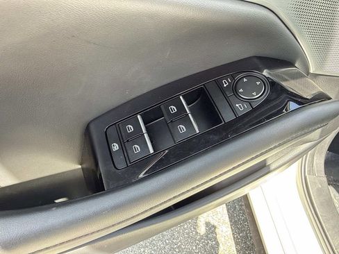 Certified 2025 MAZDA MAZDA3 2.5 Turbo Sedan w/Premium Plus image 26