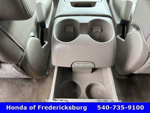 Used 2007 Toyota Sienna XLE image 39