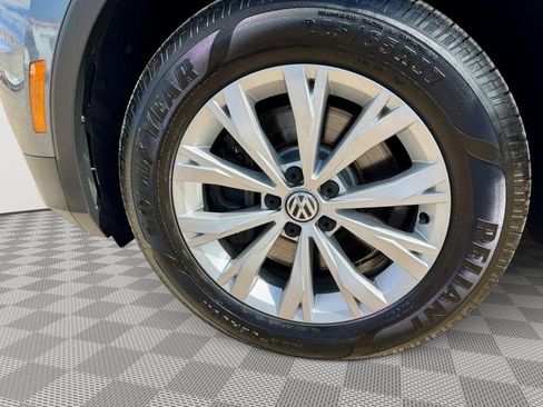 Used 2018 Volkswagen Tiguan S FWD image 36