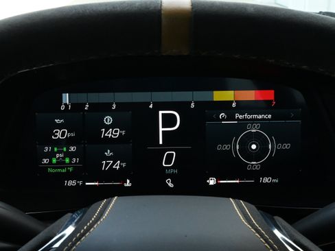 Used 2023 Chevrolet Corvette Stingray Premium Cpe w/ Z51 Performance Package RWD image 27