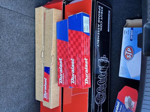 Used 2012 MAZDA MAZDA2 Touring image 8