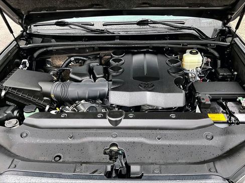 Used 2021 Toyota 4Runner Nightshade image 30