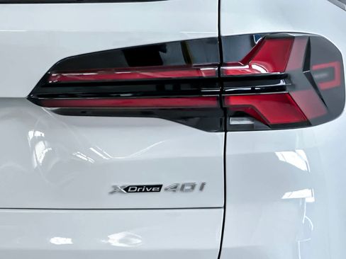 New 2026 BMW X5 xDrive40i w/ Climate Comfort Package image 26