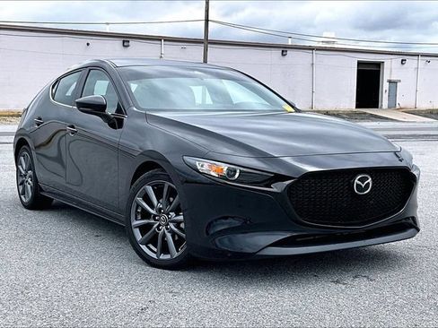 Used 2021 MAZDA MAZDA3 s FWD image 1