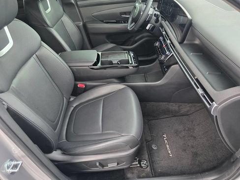 Used 2025 Hyundai Tucson Limited AWD/4WD image 31