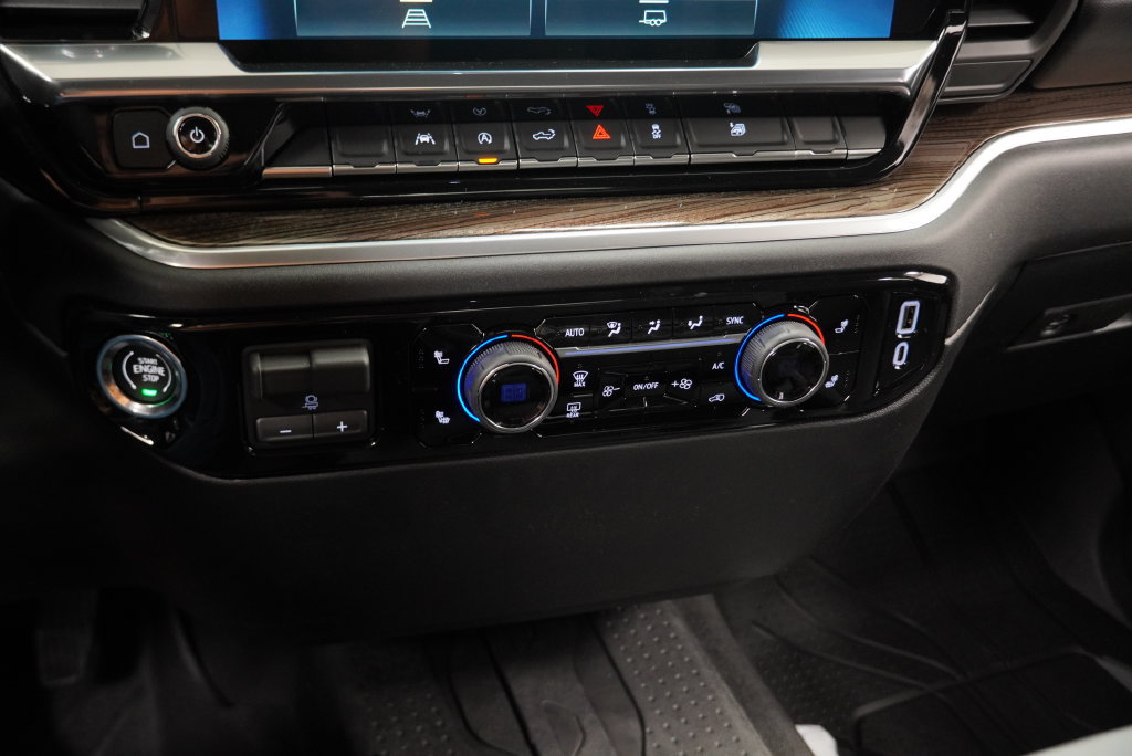 New 2026 Chevrolet Silverado 1500 RST w/ RST Select Package AWD/4WD image 26