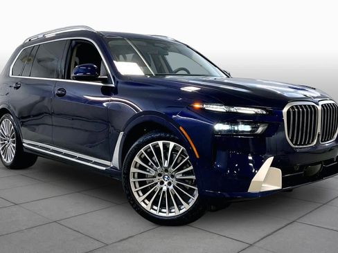 Certified 2026 BMW X7 xDrive40i AWD/4WD image 2