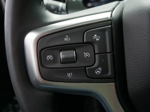 Used 2025 Chevrolet Silverado 1500 LTZ w/ LTZ Convenience Package II AWD/4WD image 29