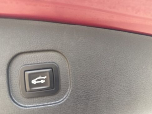 Used 2017 Chevrolet Equinox LT image 37