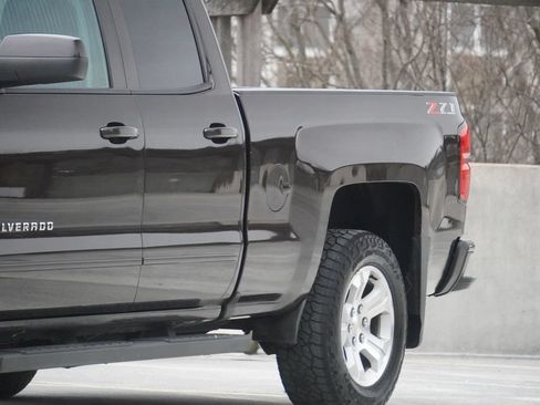 Used 2018 Chevrolet Silverado 1500 LT w/ All Star Edition AWD/4WD image 6