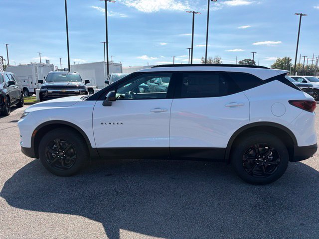 New 2026 Chevrolet Blazer LT w/ Convenience Package FWD image 6