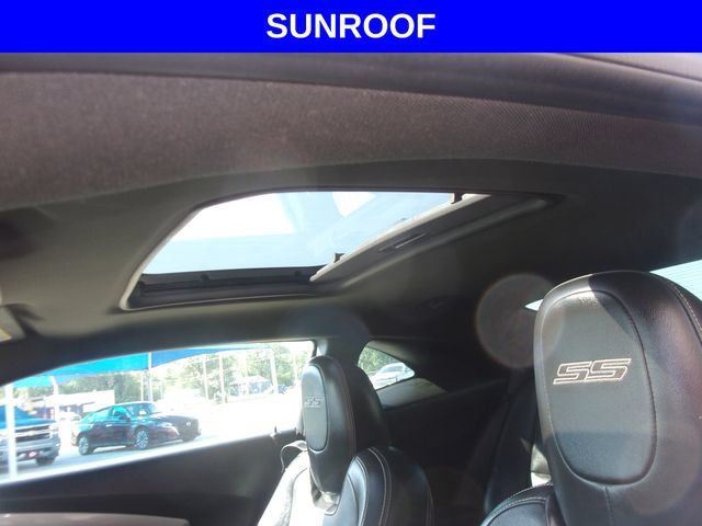 Used 2012 Chevrolet Camaro SS w/ RS Package RWD image 4