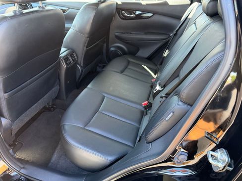 Certified 2022 Nissan Rogue Sport SL image 14