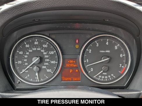 Used 2011 BMW 328i xDrive Sedan AWD/4WD image 20