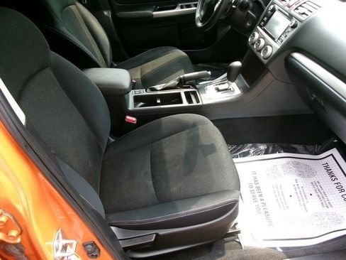 Used 2015 Subaru Crosstrek 2.0i Premium AWD/4WD image 18