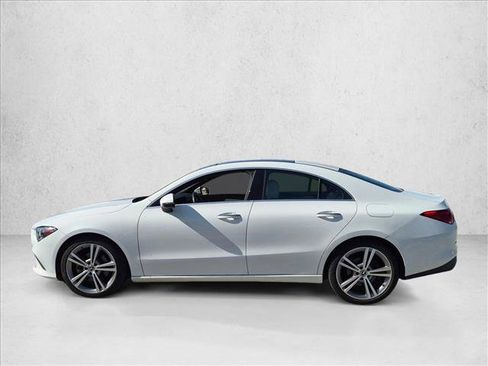 Used 2021 Mercedes-Benz CLA 250 image 5