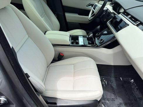Used 2022 Land Rover Range Rover Velar S AWD/4WD image 22