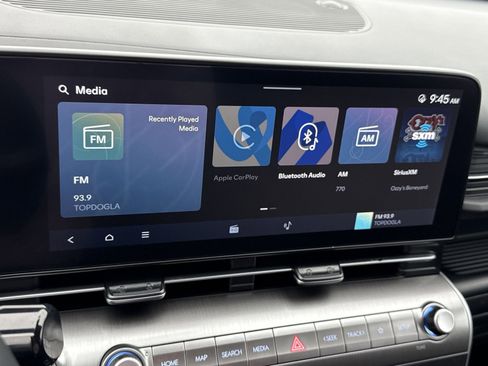 Certified 2025 Hyundai Kona SEL image 18