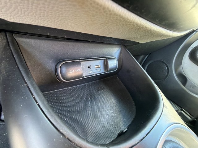 Used 2017 Kia Soul FWD image 27