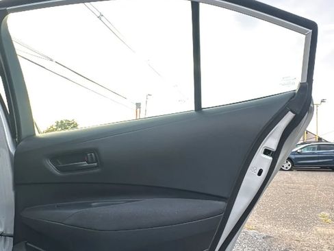 Used 2024 Toyota Corolla LE FWD image 20