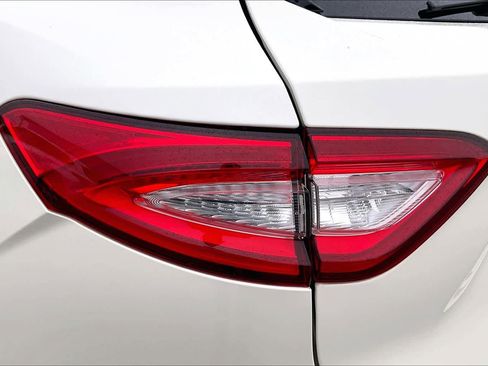 Used 2017 Maserati Levante S image 28