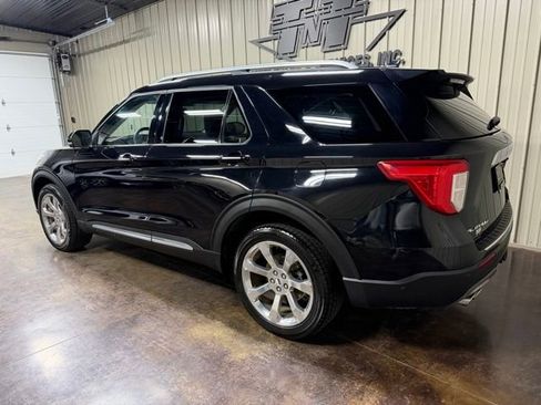 Used 2020 Ford Explorer Platinum w/ Premium Technology Package AWD/4WD image 5