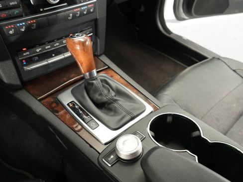 Used 2011 Mercedes-Benz E 350 Cabriolet image 39