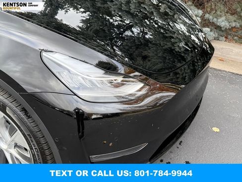 Used 2022 Tesla Model Y Long Range image 14