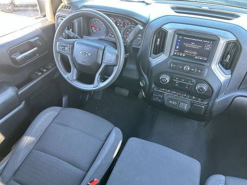 Used 2024 Chevrolet Silverado 1500 Custom Trail Boss AWD/4WD image 10