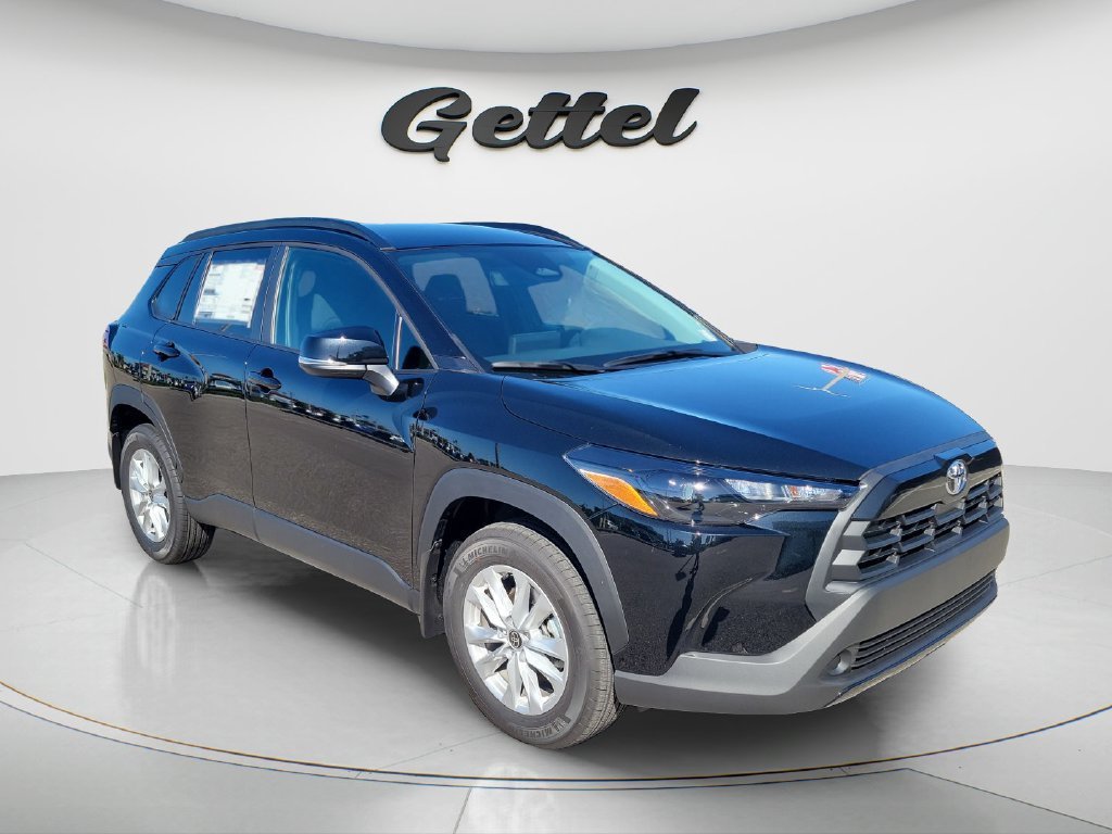New 2026 Toyota Corolla Cross LE FWD image 3