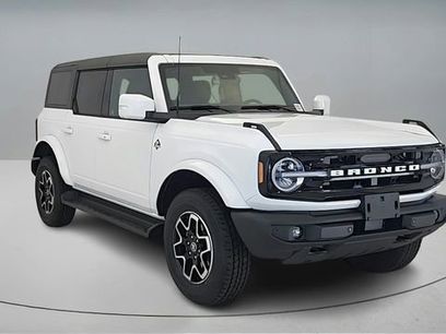 New 2025 Ford Bronco Outer Banks