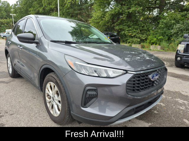 Used 2024 Ford Escape Active w/ Cold Weather Package FWD image 14