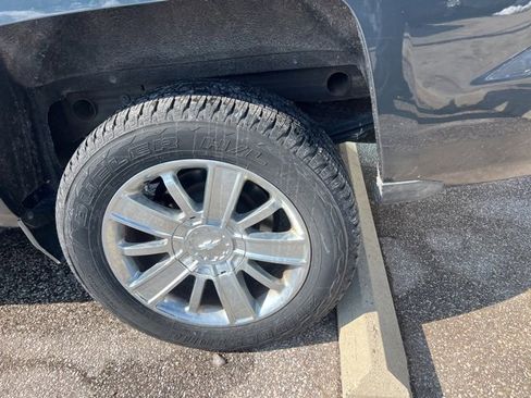 Used 2017 Chevrolet Silverado 1500 High Country image 5