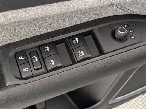 Certified 2023 Jeep Compass Sport AWD/4WD image 11