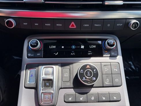 Used 2024 Hyundai Palisade Calligraphy AWD/4WD image 30