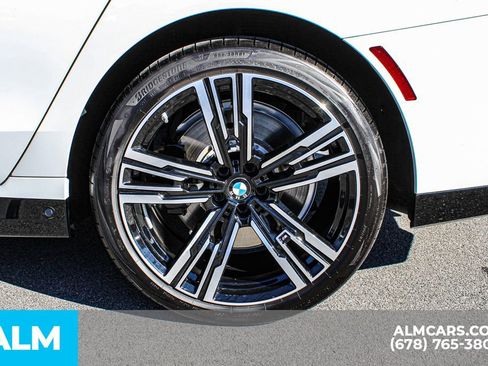 Used 2023 BMW 740i w/ Parking Assistance Package image 15