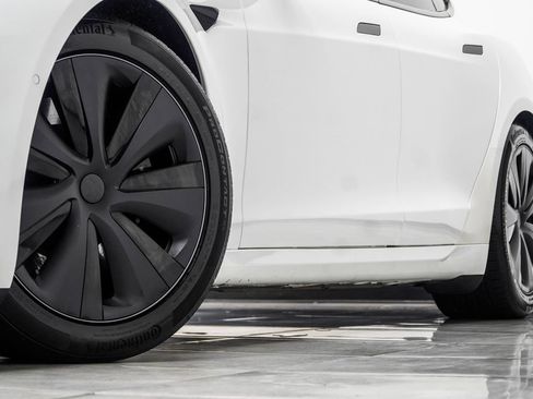 Used 2023 Tesla Model S AWD/4WD image 3