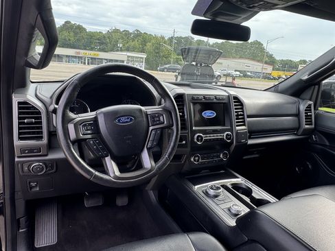 Used 2020 Ford Expedition Max XLT w/ Equipment Group 202A AWD/4WD image 10