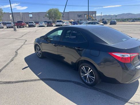Used 2016 Toyota Corolla LE FWD image 6